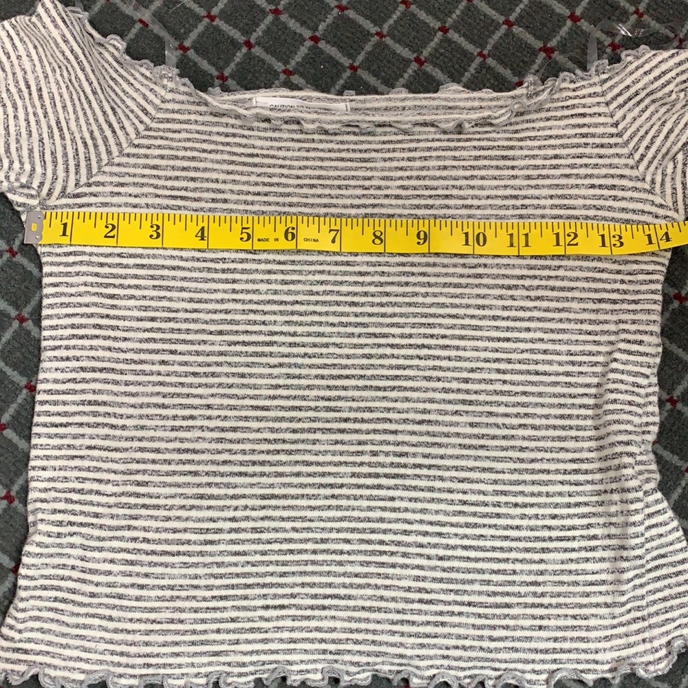 Caution to the wind black Gray striped off Shoulder Crop top - Picture 5 of 8